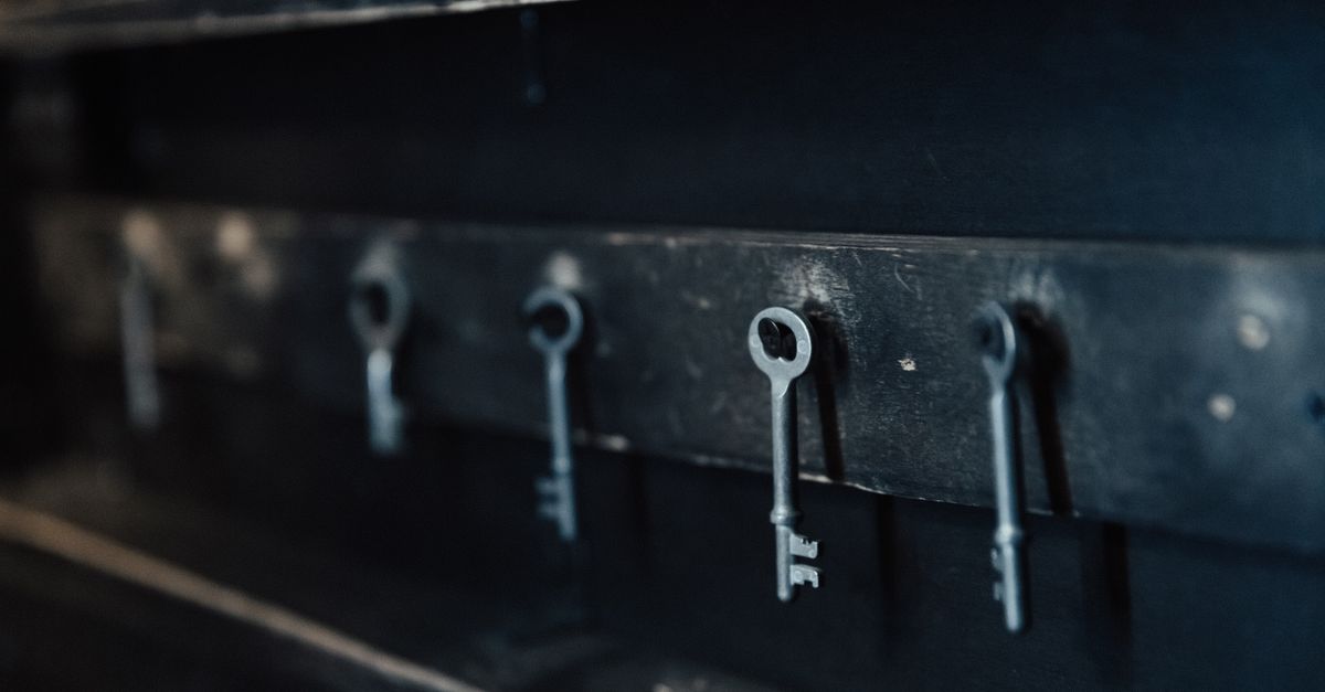 locksmith shop keys — Manatee Locksmith